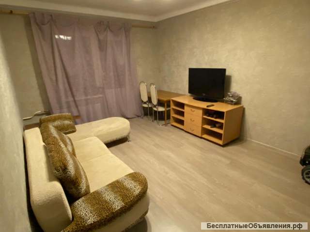 Трехкомнатная квартира на Кировоградской 7