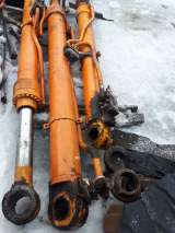 Гидроцилиндр стрелы JCB 330