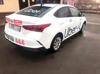 Водитель на сменный график на Hyundai Solaris