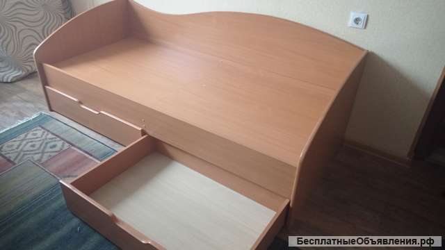 Подростковая кровать б/у
