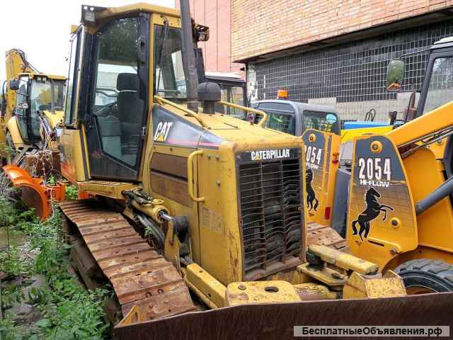Бульдозер CAT D3, 4900 м/ч, габарит