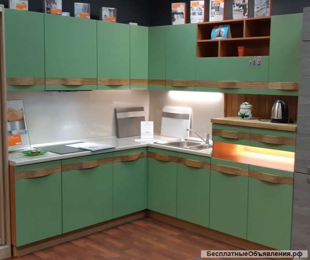 Кухонный гарнитур новый