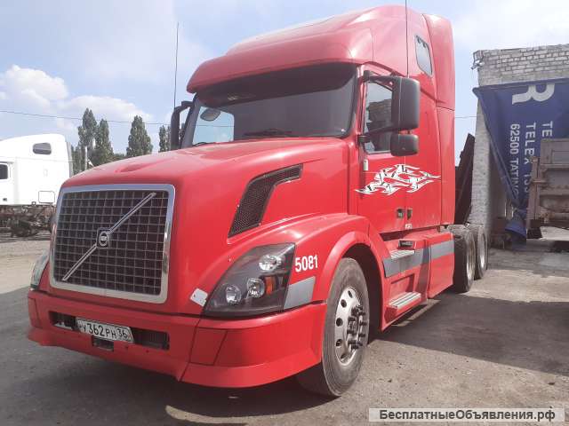 Седельный тягач Volvo VNL64T670, 2003 г.в.
