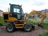 Мини экскаватор Hitachi 12, 2,5 тонны, два ковша