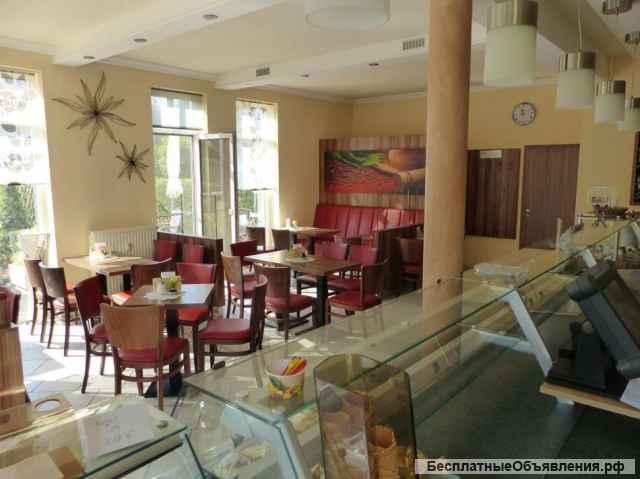 В центре курорта Германии под Лейпцигом - отличное, уютное кафе