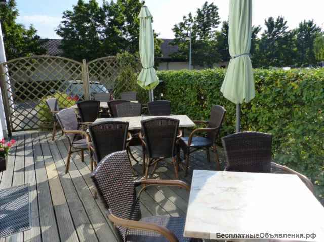 В центре курорта Германии под Лейпцигом - отличное, уютное кафе