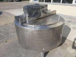 Емкость нержавеющая, объем 0,6 куб.м., рубашка, термос, рамная мешалка со скребками, инв 938