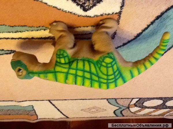 Робот-динозавр pleo