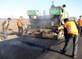 Асфальт, крошка укладка