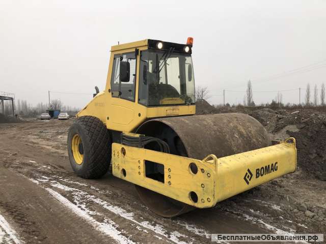 Bomag BW 213 каток 13,5 тонн 2011 г. в. продает организация