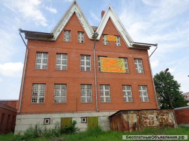 Домовладение 2000 кв. м. в элитном коттеджном поселке