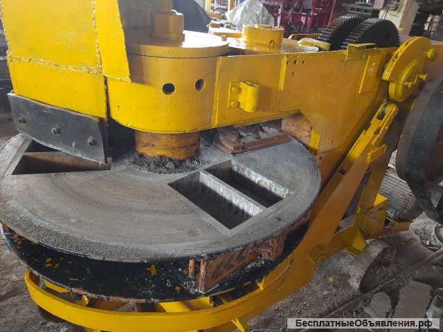 Револьверный пресс для кирпича