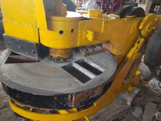 Револьверный пресс для кирпича