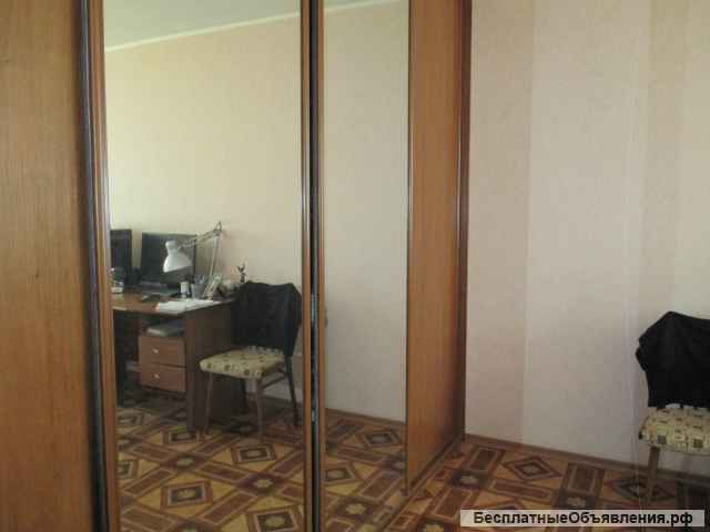 1 комн. квартира (улучш. планн) на Горького 131 в хорош. сост.3/9 эт. Середина. Чистая продажа