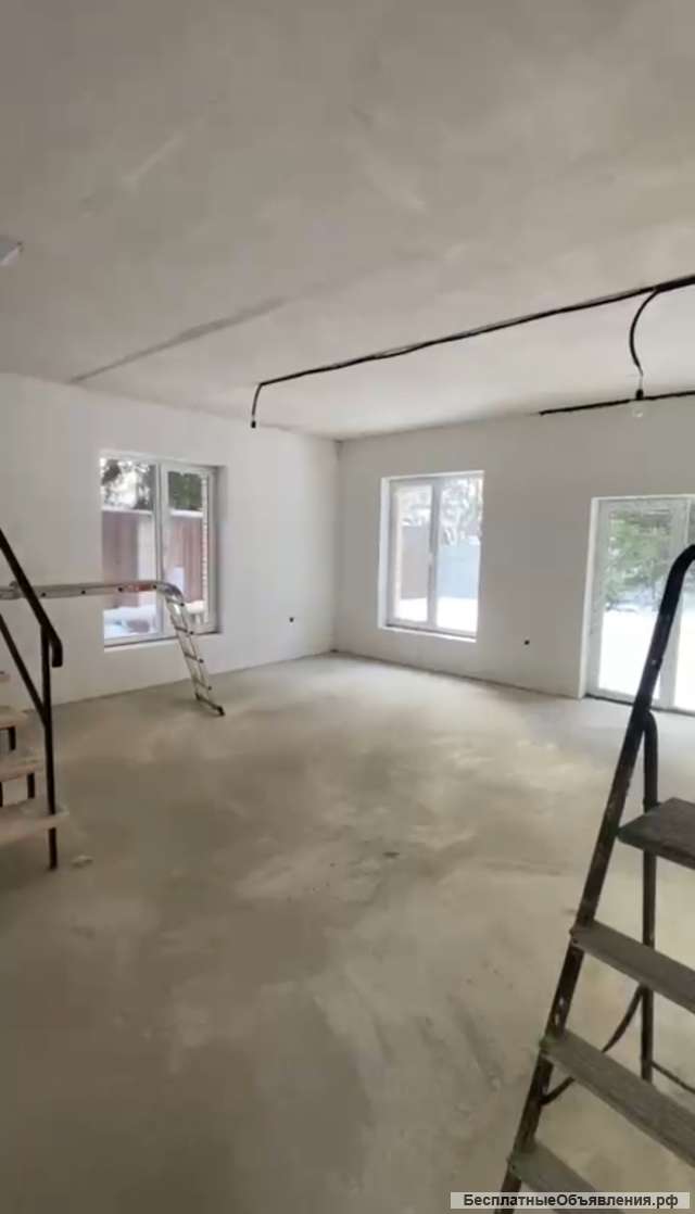 Новый двухэтажный коттедж