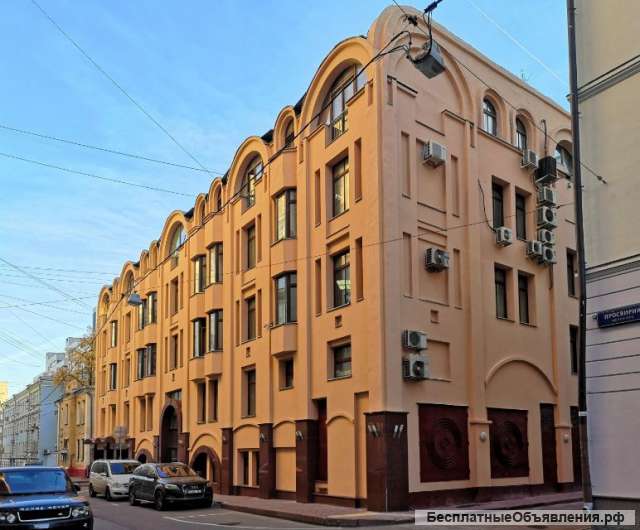Отдельно стоящее здание в ЦАО Москвы