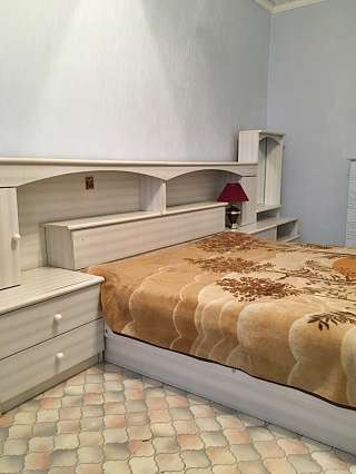 Сдаю 2 к.кв. Комарова Бульвар 6/9п. 54м. ремонт