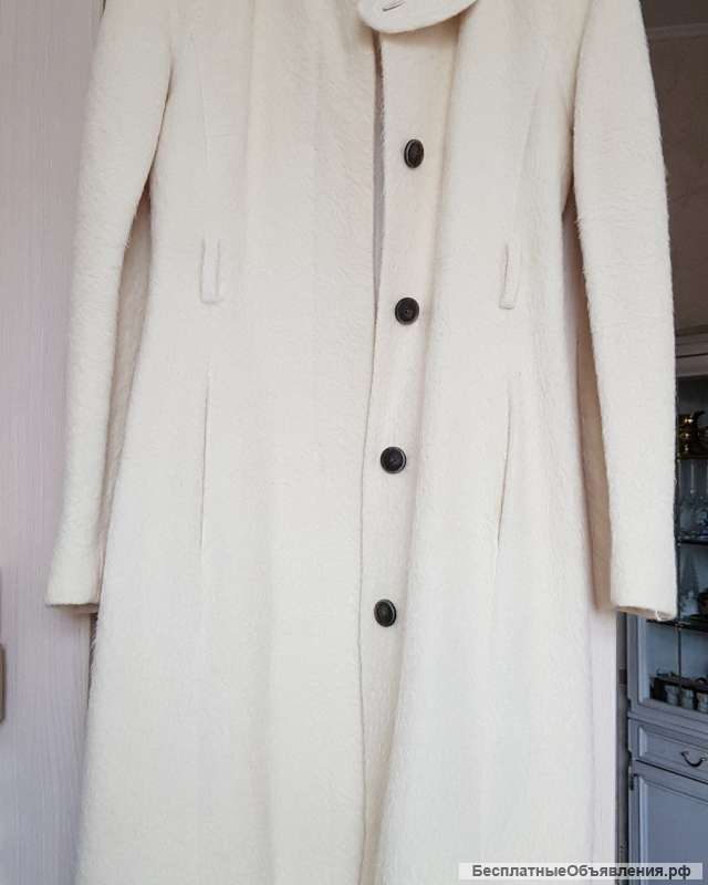 Женское пальто из Альпаки