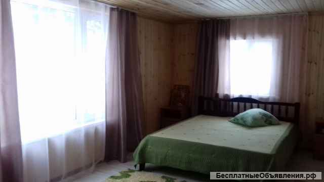 Современный жилой дом 160 м2 и отличная баня, / сруб /, на 10 сотках у леса