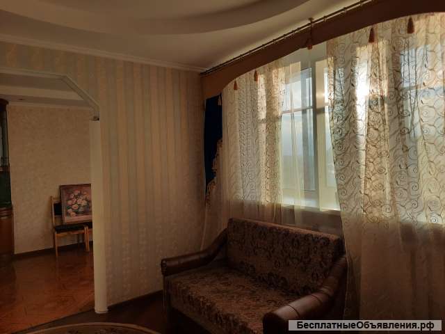 Квартира 69 м2 с хорошим ремонтом в кирпичном доме. Рядом лес, водохранилище