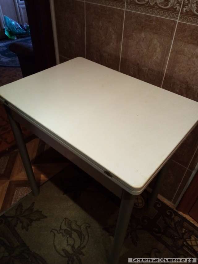Кухонный стол раздвижной