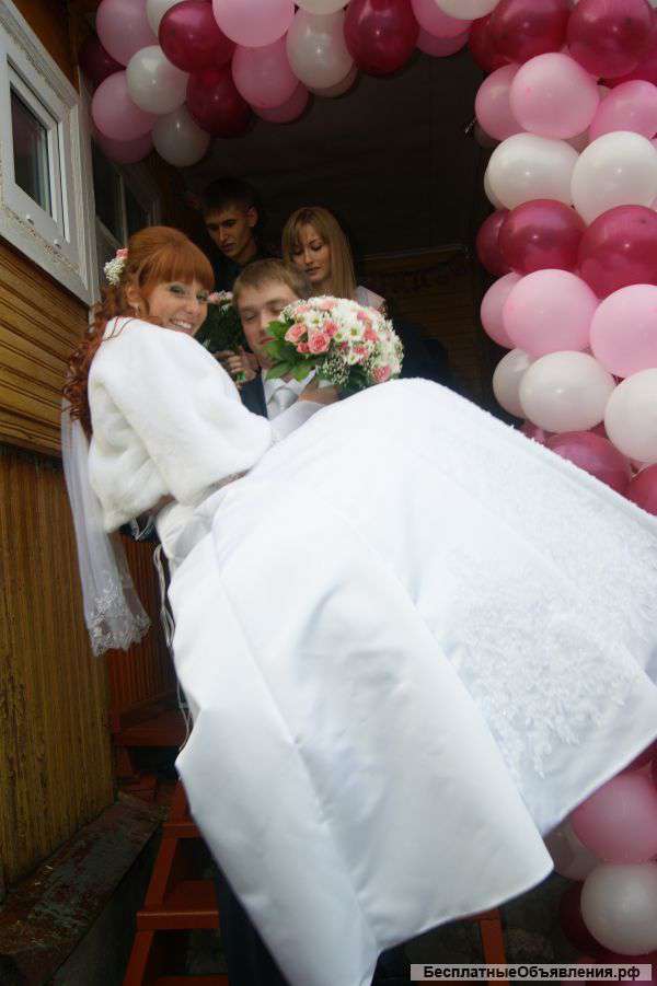 Свадебное платье