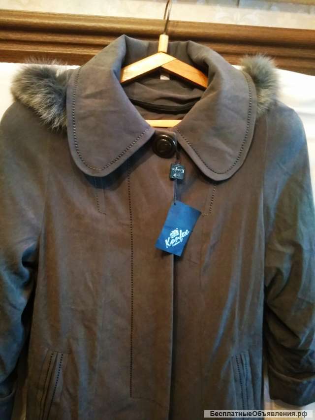 Два новых импортных женских пальто