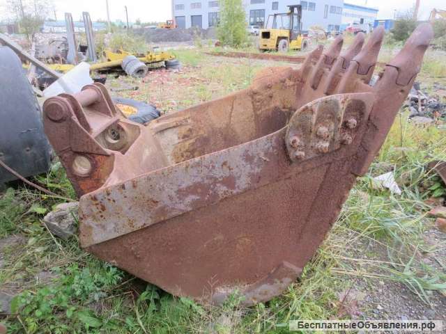 Ковш Hitachi 1,2 m3 и быстросъем гидравлический