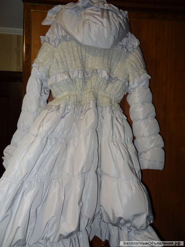 Пуховик непромокаемый зимняя куртка пальто девочке на 6-10 лет _т. 8-996-417-21-94