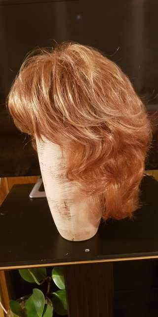 Женский парик немецкой фирмы hair pawer