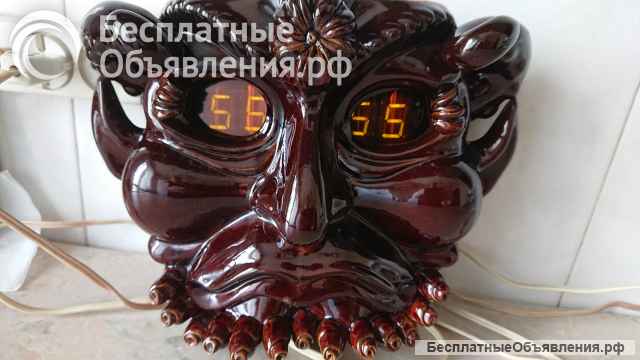 Чaсы элeктpонные нaстенные 2шт