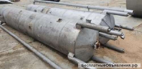 Емкости нержавеющие, объем 2,3 куб.м., вертикальные