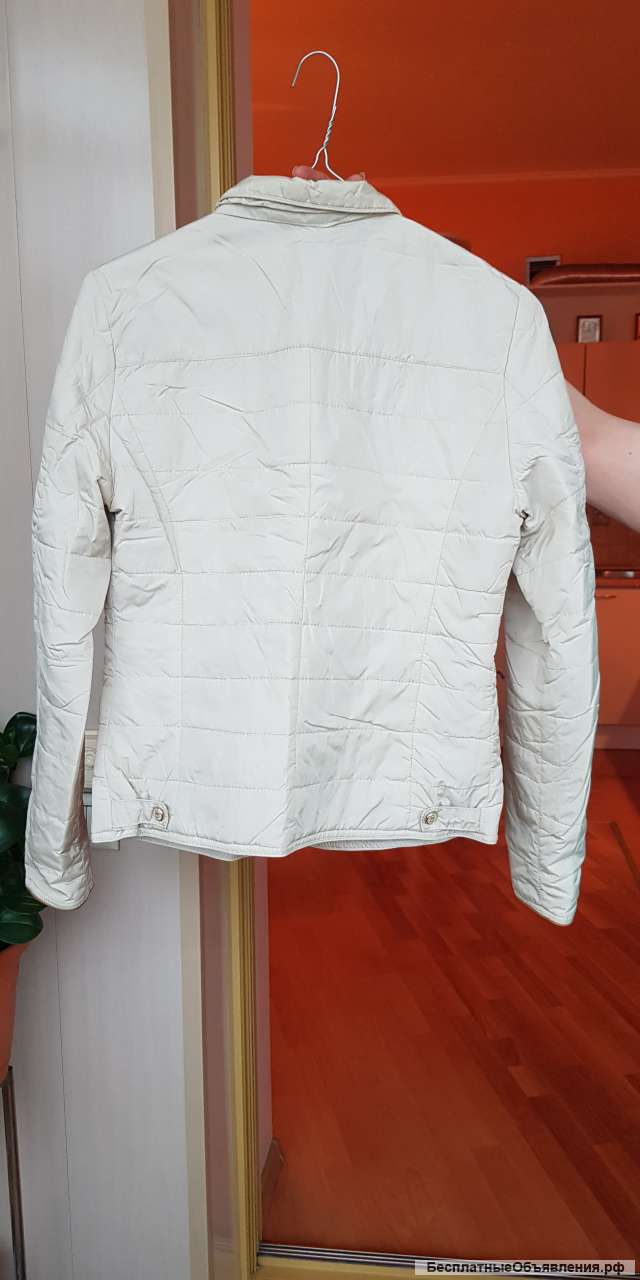Женская легкая куртка Massimo Dutti