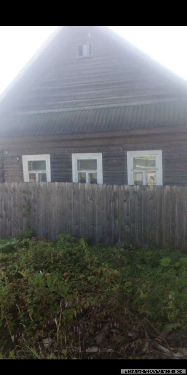 Дом с земельным участком