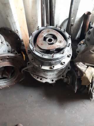Редуктор поворота hitachi zx 330/3