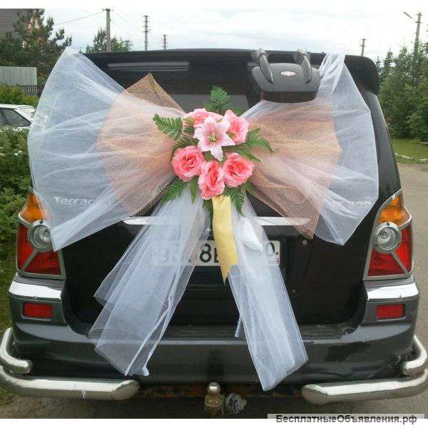 Свадебные украшения на авто