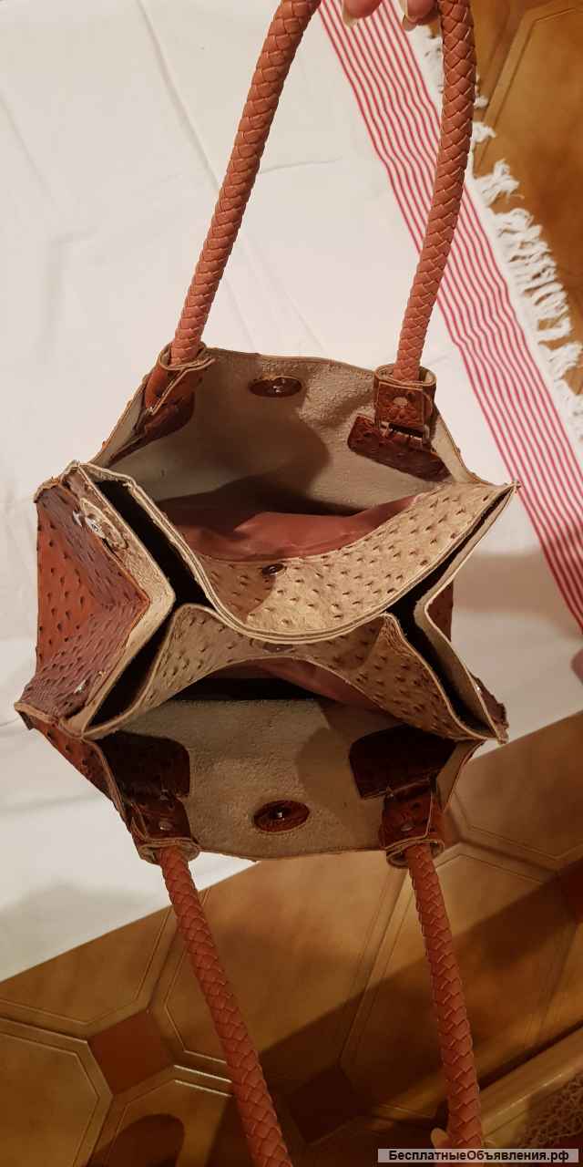 Женская сумка из кожи страуса