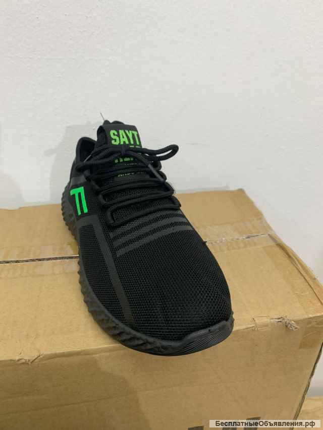 Кроссовки зимние