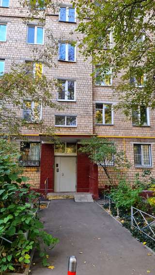 2 кв. метро Коломенская