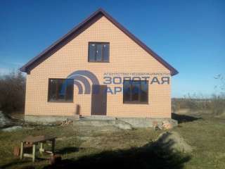 Прекрасный новый дом с мансардным этажом в ст. Холмской.