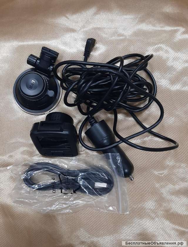 Видеорегистратор Digma FreeDrive 112