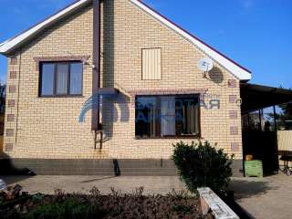 5 комнатный дом. Общая площадь 210 кв.м площадь комнат 192 кв.м площадь участка 8 сот