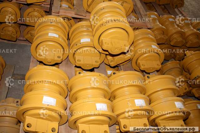 Каток опорный двубортный Komatsu D155A