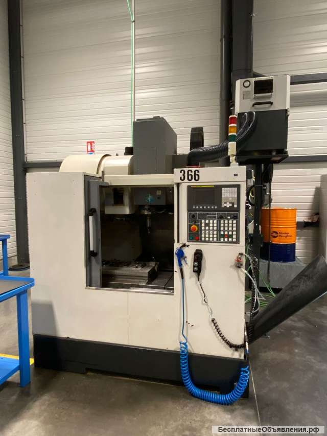 Вертикальный обрабатывающий центр AKIRA SEIKI SR2 XP