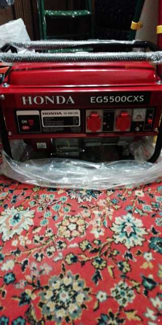 Новый бензиновый генератор HONDA