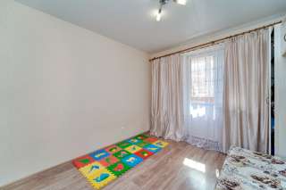 2 к.кв. 46 м2 Комарова