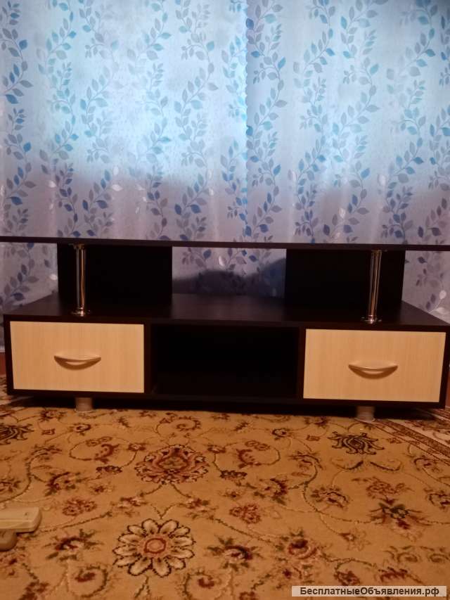 Тумбочка под телевизор