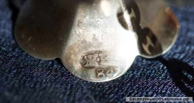 Старинная подвесная серебряная лампада в стиле Ампир. Мастерская «Ж.К». Россия, 1850-е гг.