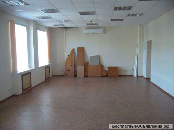 Сдается офисное помещение 65,2 кв.м на четвертом этаже бизнес центра «Капитал»