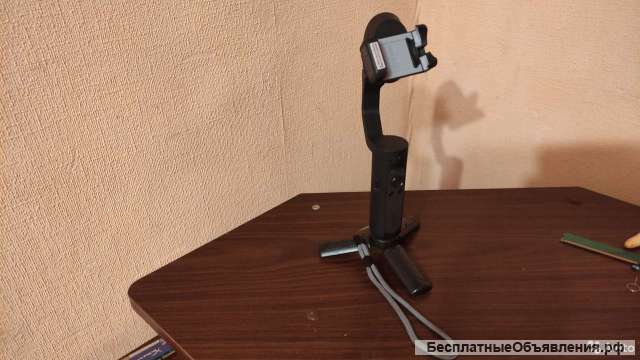 Электронный стабилизатор для смартфона